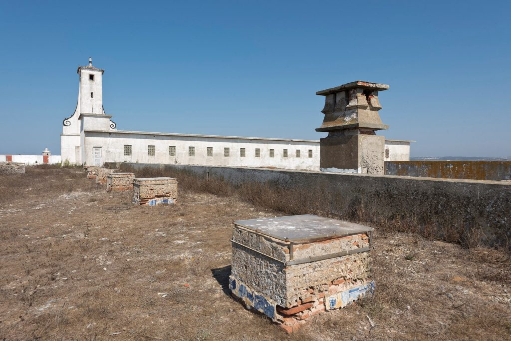 Torre e Pavilhão Prisional C | Antes da recuperação de fachadas