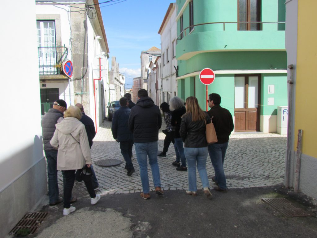 Caminhando pelas ruas de Solidariedade, Repressão e Resistência